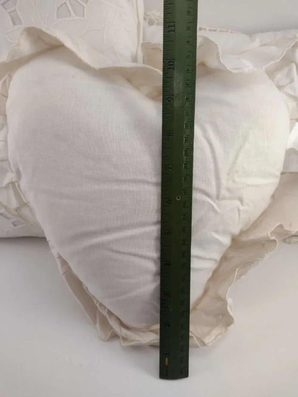 White Throw Pillows Set of 3 Heart Square Rectangle Couch Arm Chair Country